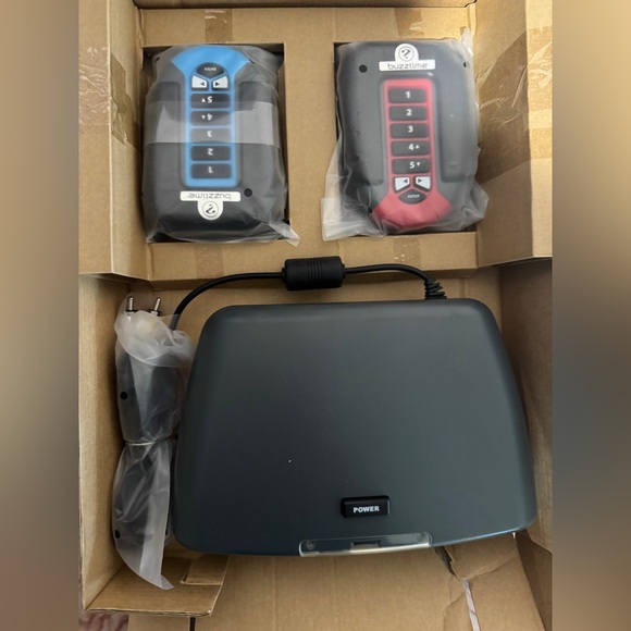 Buzztime Home Trivia System -Retro tech nostalgic electronics throwback‎ console - Picture 5 of 5